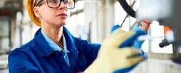 Электромонтер на железную дорогу