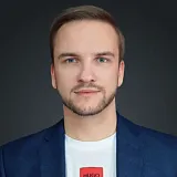 Артём Мазур