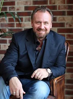 Саражин Святослав