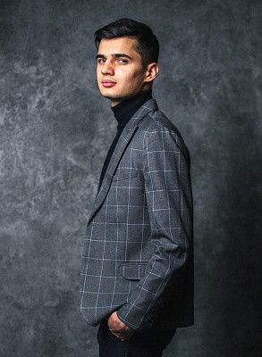 Бондарь Иван