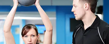 Фитнес-тренер