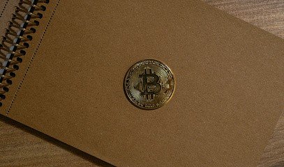 Интенсив «Как безопасно инвестировать в криптовалюту и получать до 150% годовых»