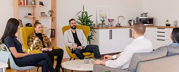 Начало карьеры. Первая работа