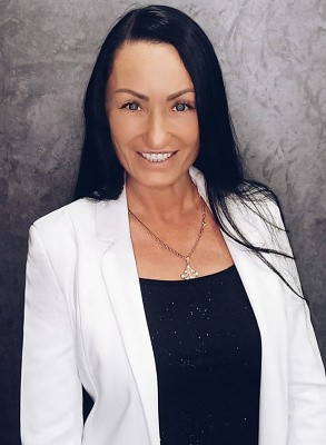 Элина Семенихина