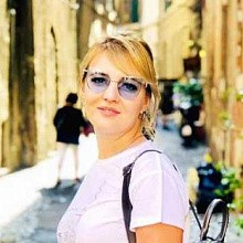 Арина Устимова