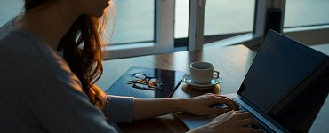 Как в онлайне перейти с позиции новичка на позицию эксперта-профи, которому платят деньги