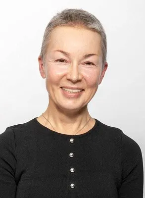 Пятибрат Елена