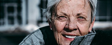 Как женщине старше 55 лет вернуть память и защитить себя от деменции и Альцгеймера