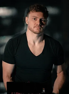 Наумов Тимур