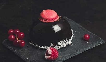 Мастер-класс «Муссовый торт ежевика-брауни»