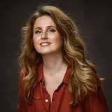 Елена Карнеева