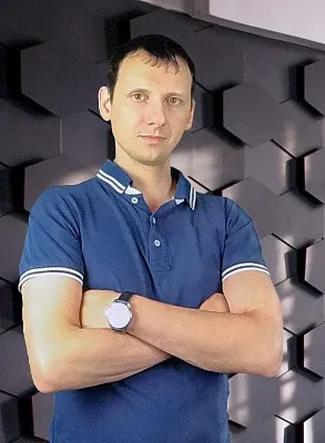 Тихомиров Константин