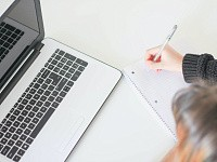 Встать на путь копирайтинга. Обзор курсов для коммерческих писателей с нуля