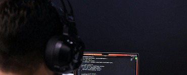 Программирование и дизайн: от кода до сложных 3D-моделей (13−17 лет)