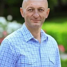 Юрий Резник