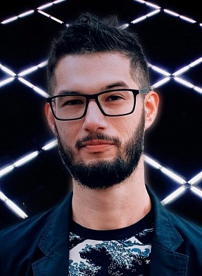 Крючков Максим