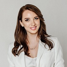 Анна Юнкина