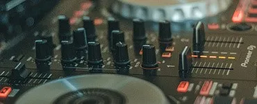 Профессия Создание электронной музыки