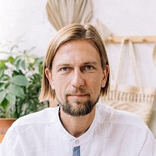 Александр Молчин