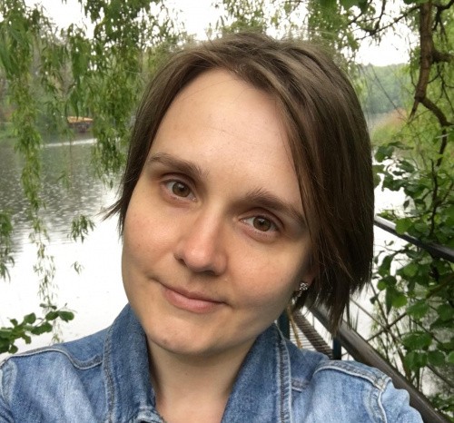 Виктория Карпова – специалист по обучение заработку в интернете