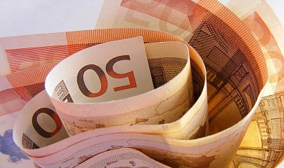 Курс «Заработок на нейросетях» школы «Инвестология»