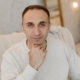 Карен Петросян