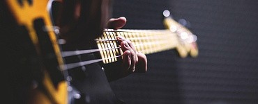 Основы игры на гитаре