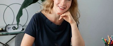 Графический дизайнер + Визуальная идентификация