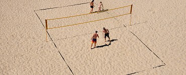 Тренер по пляжному волейболу