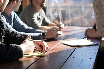 Вебинар  «Как создать мощный фундамент ﻿для развития компании ﻿с помощью внедрения коучинга»