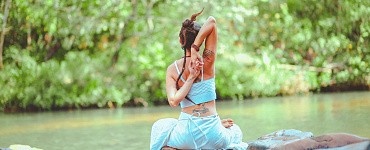 Синтез йоги: классическая триада познания, любви и действия