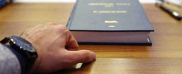 Директор по правовым вопросам