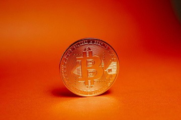 Интенсив «Как получать 200-500% прибыли на криптовалюте»