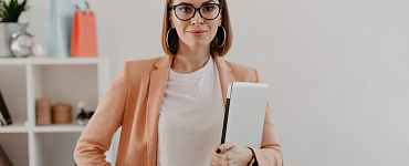 Видеоурок «Как стать востребованным ассистентом и расти в доходе и карьере»